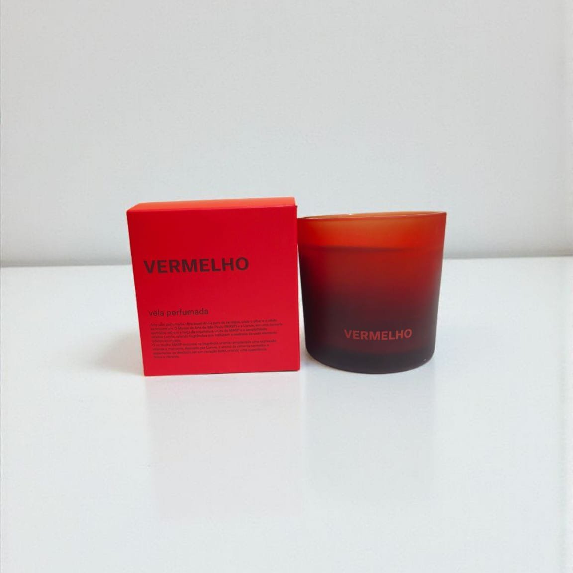 1000011404.jpg Vela Perfumada Vermelho 200g – L’Envie - Imagem 1
